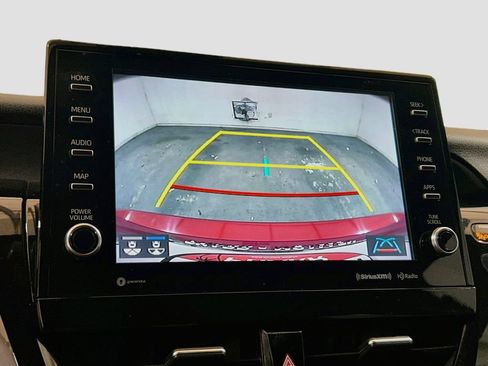 Used 2024 Toyota Camry XSE FWD image 11