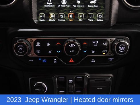 Used 2023 Jeep Wrangler Unlimited Sahara w/ Cold Weather Group AWD/4WD image 24