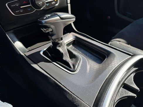 Used 2018 Dodge Charger R/T Scat Pack w/ Dynamics Package image 36