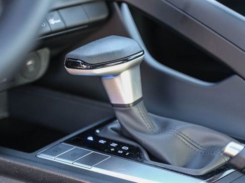 New 2026 Hyundai Elantra SE FWD image 25