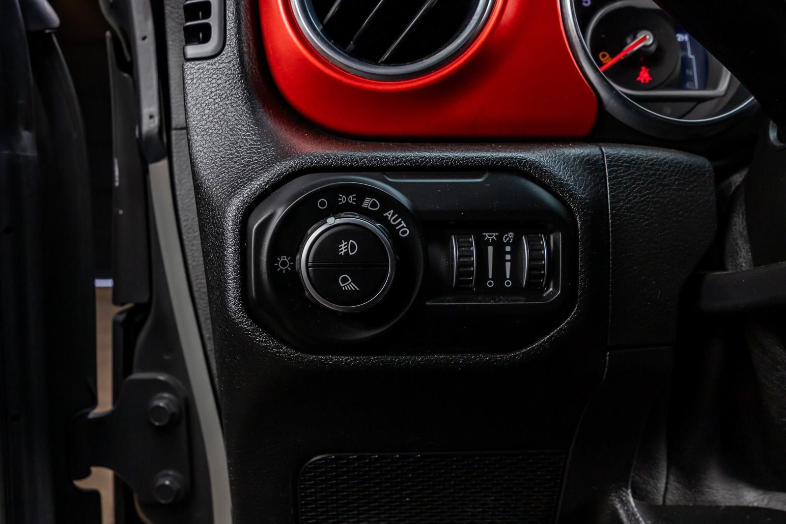 Used 2021 Jeep Gladiator Rubicon w/ LED Lighting Group AWD/4WD image 21