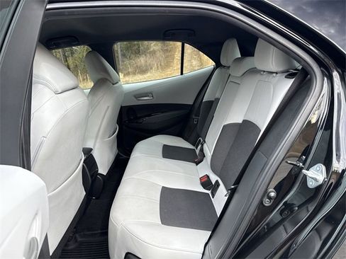 Used 2021 Toyota Corolla XSE image 26