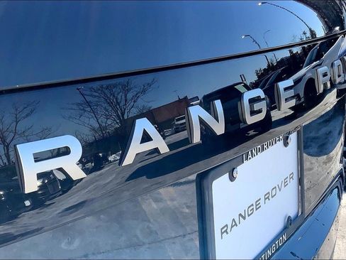 New 2026 Land Rover Range Rover SE image 15