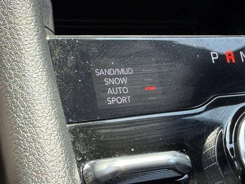 Used 2024 Jeep Grand Cherokee Limited AWD/4WD image 30