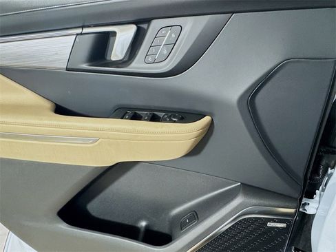 New 2026 Buick Enclave Preferred image 16