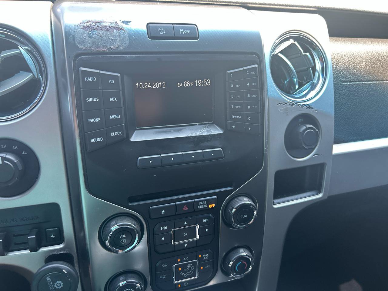 Used 2013 Ford F150 FX4 w/ Mid Equipment Group AWD/4WD image 18