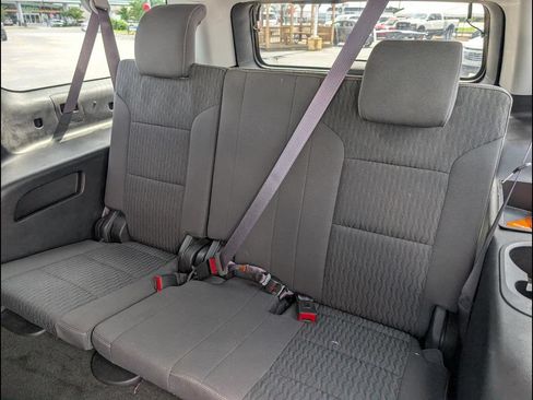 Used 2016 GMC Yukon XL SLE AWD/4WD image 14