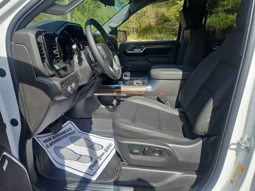 New 2026 Chevrolet Silverado 1500 RST w/ Convenience Package II AWD/4WD image 10