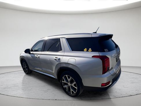 Used 2022 Hyundai Palisade SEL w/ Convenience Package AWD/4WD image 4