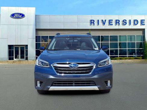 Used 2021 Subaru Outback Limited XT image 2