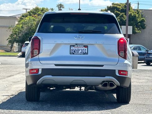Used 2021 Hyundai Palisade SEL w/ Convenience Package FWD image 4