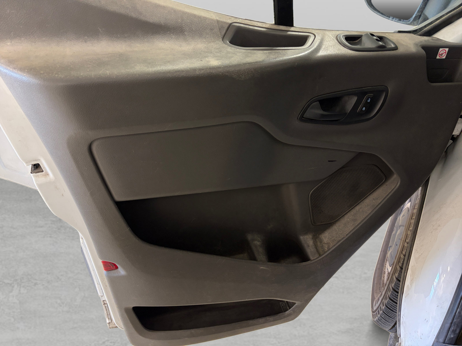 Used 2020 Ford Transit 250 Medium Roof w/ Upfitter Package RWD image 8