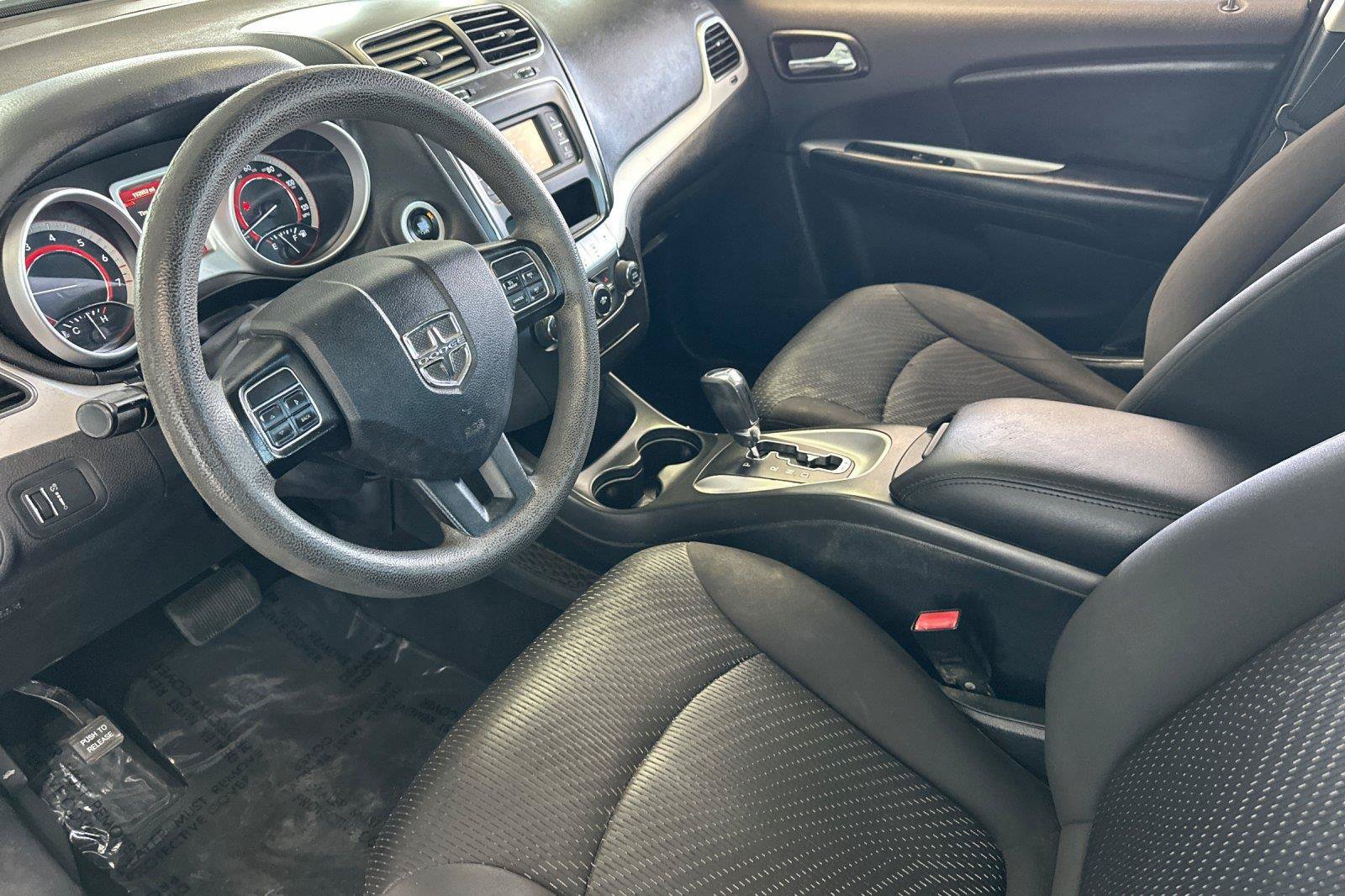 Used 2015 Dodge Journey American Value Package w/ Flexible Seating Group FWD image 9