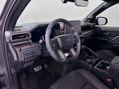 Used 2025 Toyota 4Runner TRD Sport Premium image 9