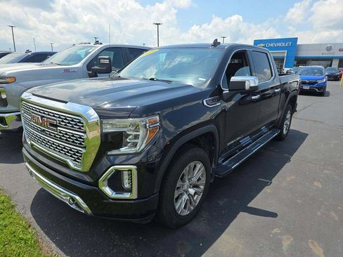 Used 2020 GMC Sierra 1500 Denali w/ Technology Package AWD/4WD image 3