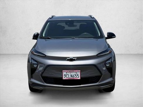 Used 2022 Chevrolet Bolt EUV LT FWD image 2