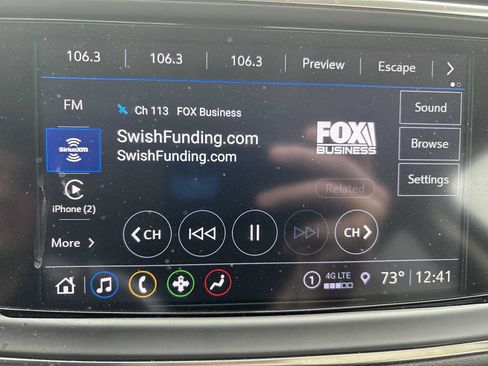 Used 2022 Buick Enclave Essence w/ Sport Touring Edition FWD image 14