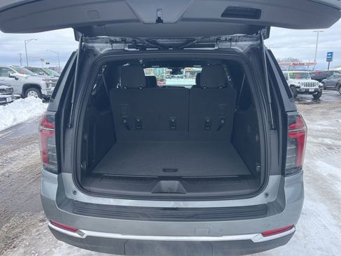 New 2026 Chevrolet Suburban LS image 13