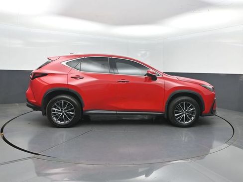 Used 2024 Lexus NX 250 FWD w/ Towing Package (2000 Lbs) image 37