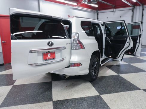 Used 2022 Lexus GX 460 Premium w/ Premium Plus Package AWD/4WD image 29
