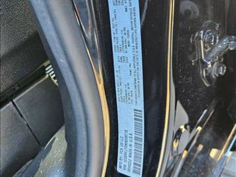 Used 2021 RAM 1500 Laramie w/ Off Road Group image 25