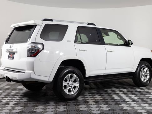Used 2024 Toyota 4Runner SR5 Premium AWD/4WD image 8