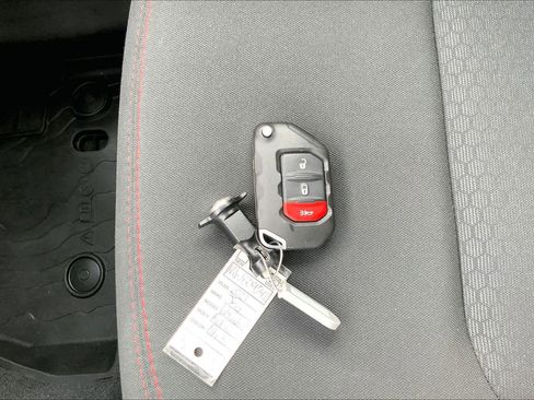 Used 2021 Jeep Wrangler Unlimited Rubicon AWD/4WD image 19
