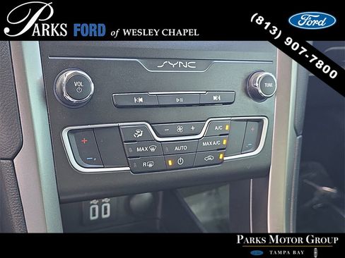 Certified 2020 Ford Fusion SE image 22