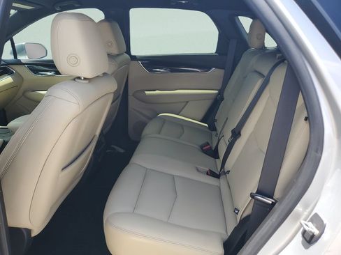 Used 2019 Cadillac XT5 FWD image 10