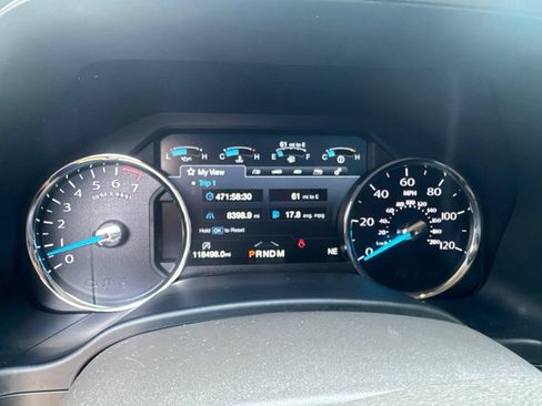 Used 2018 Ford Expedition XLT w/ Equipment Group 202A AWD/4WD image 27