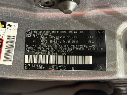 Certified 2025 Toyota Highlander XLE AWD/4WD image 31