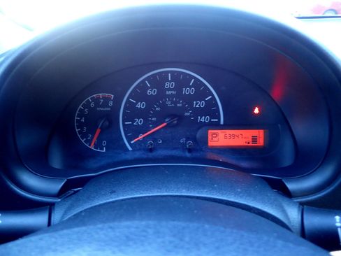 Used 2016 Nissan Versa S Plus image 21