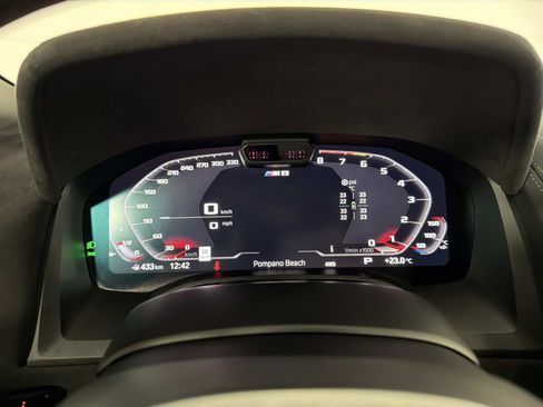 Used 2024 BMW M8 Competition image 39