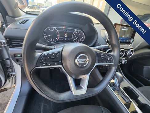 Used 2023 Nissan Sentra SV FWD image 11