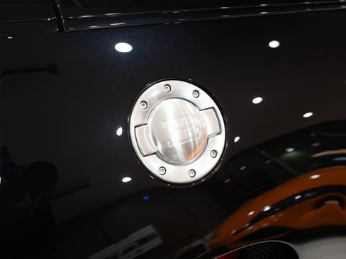 Used 2008 Bugatti Veyron AWD/4WD image 49