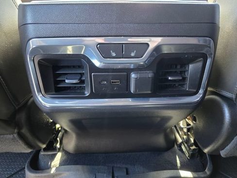 Used 2019 Chevrolet Silverado 1500 High Country AWD/4WD image 17