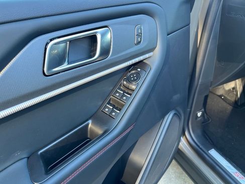 New 2026 Ford Explorer ST-Line image 12
