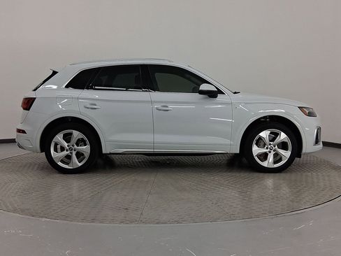 Used 2022 Audi Q5 2.0T Premium Plus w/ Premium Plus Package image 8