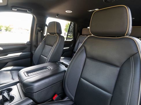 Certified 2024 Chevrolet Tahoe Premier AWD/4WD image 6