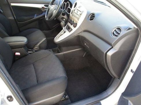 Used 2009 Toyota Matrix w/ PWR Pkg FWD image 7
