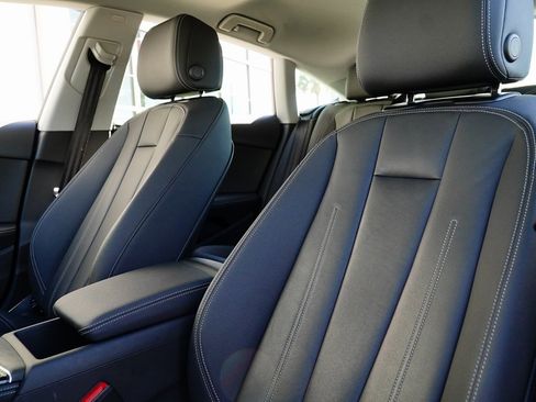 Used 2022 Audi A5 2.0T Premium Plus image 13