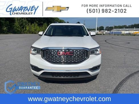 Used 2019 GMC Acadia Denali w/ Technology Package FWD image 2