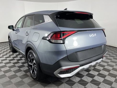 Used 2024 Kia Sportage EX image 7