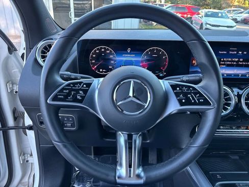 Used 2025 Mercedes-Benz GLA 250 image 15