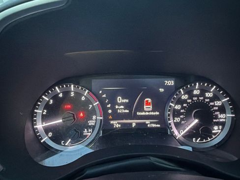 Used 2023 Toyota Highlander XLE FWD image 7