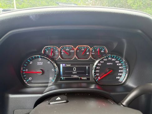 Used 2019 GMC Sierra 1500 SLE w/ SLE Value Package AWD/4WD image 23