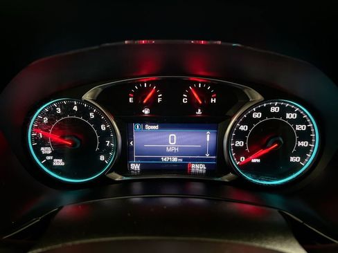 Used 2022 Chevrolet Equinox RS FWD image 12