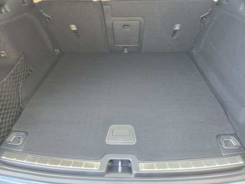 New 2026 Volvo XC60 T8 Plus w/ Protection Package Premier image 34