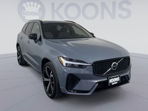 Used 2023 Volvo XC60 B5 Ultimate w/ Climate Package image 10