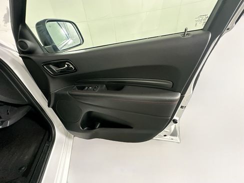 Used 2024 Dodge Durango GT image 35